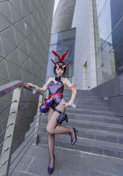 不良美少女老师_BD英语BD在线观看