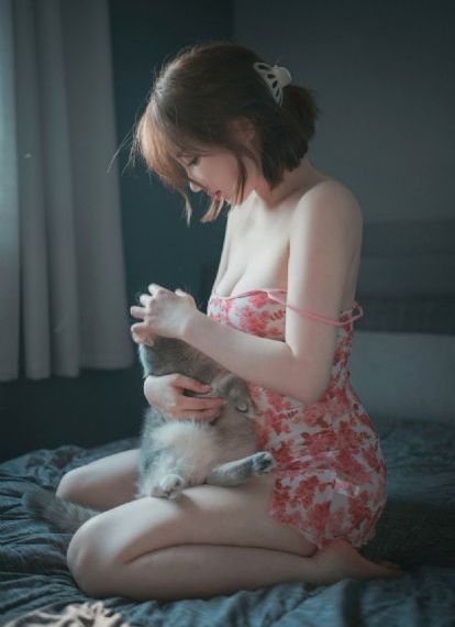 丰满人妇精油按摩_高清完整在线观看
