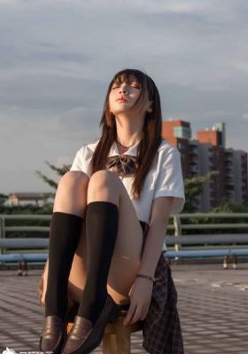 电影电车魔女_BD英语高清视频播放