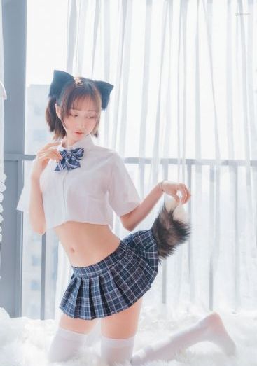 乌克兰女兵伦理_免费高清观看