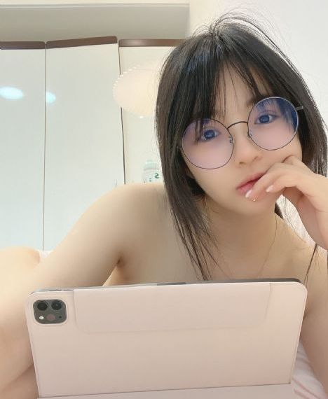 妈妈的女朋友_国语版在线观看免费
