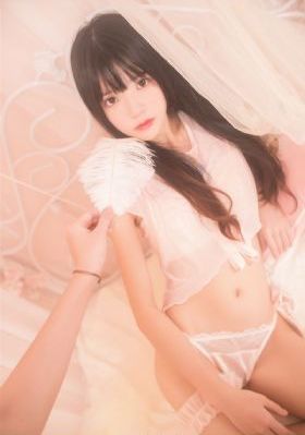 脆梅公园_超清在线观看完整版