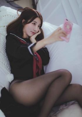 电影阿黛尔的生活高清完整版_1080P高清在线